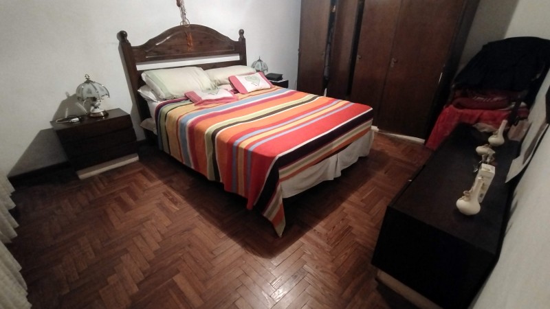 Casa en Venta con lote de 10 x 60 en calle 69 entre 1 y 2 