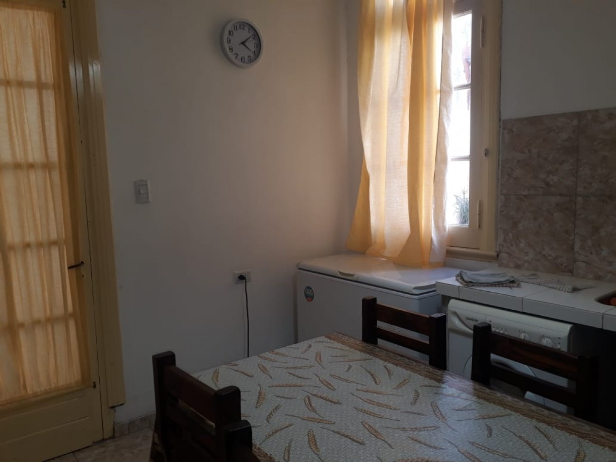  16 y 58 PH EN PLANTA BAJA SOBRE LOTE 10X30  150M2 CUBIERTOS 
