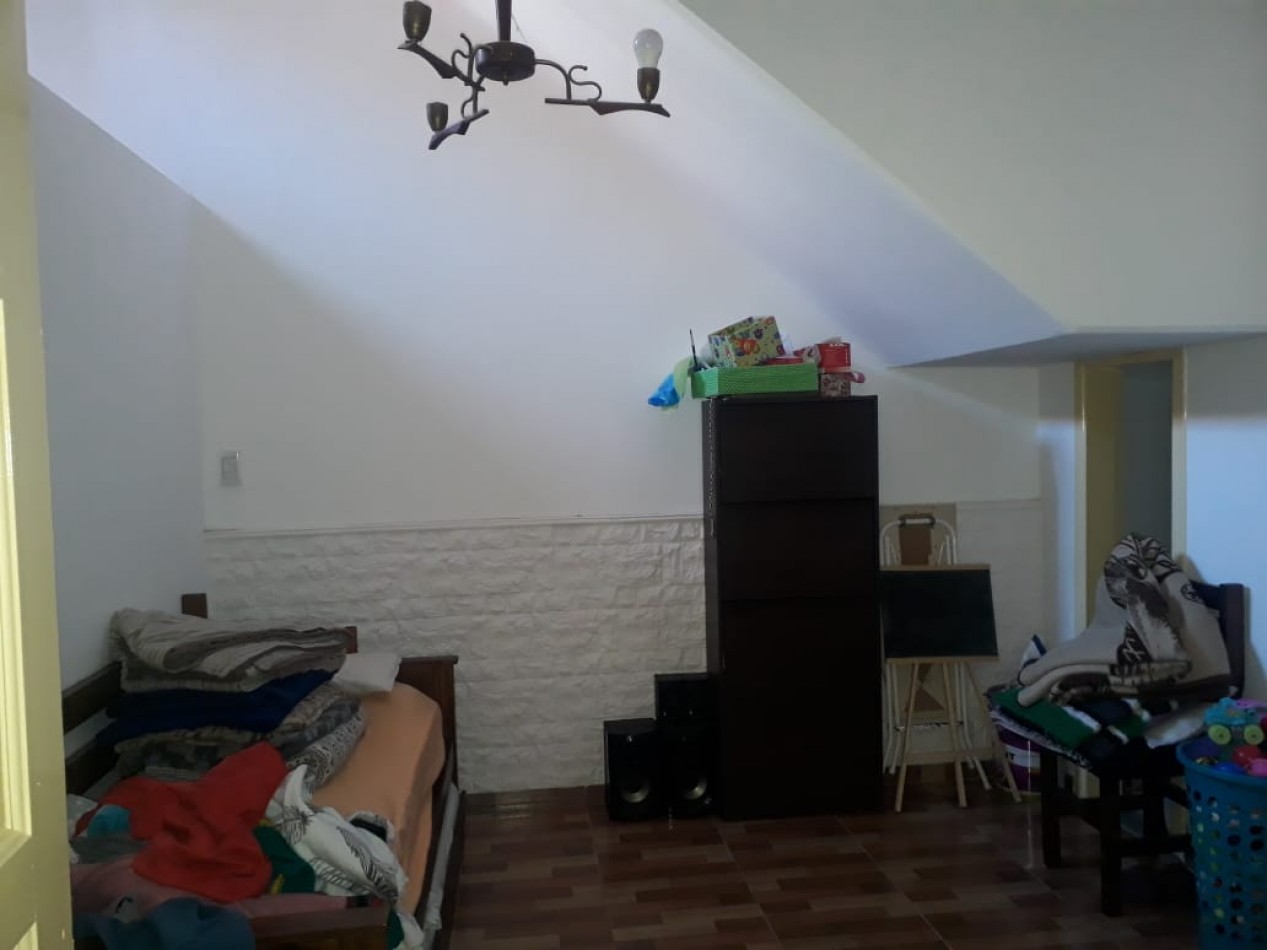  16 y 58 PH EN PLANTA BAJA SOBRE LOTE 10X30  150M2 CUBIERTOS 