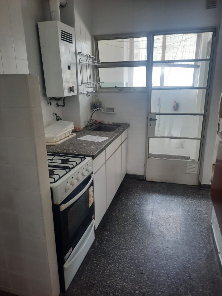 EXCELENTE DEPARTAMENTO EN  VENTA 58 ESQ 7 -   2 DORMITORIOS 