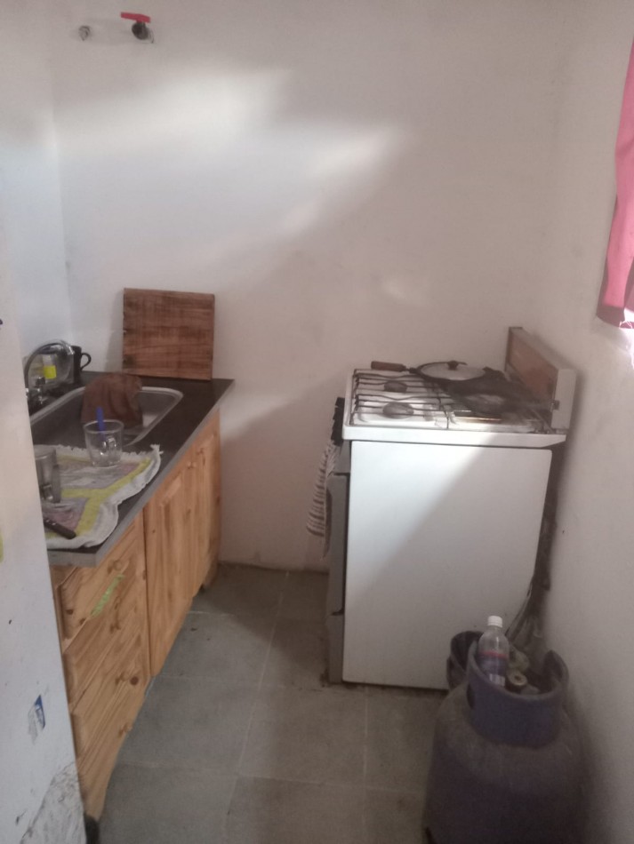 EXCELENTE CASA A REFACCIONADA TOTALMENTE NUEVA - 2 DORMITORIOS 