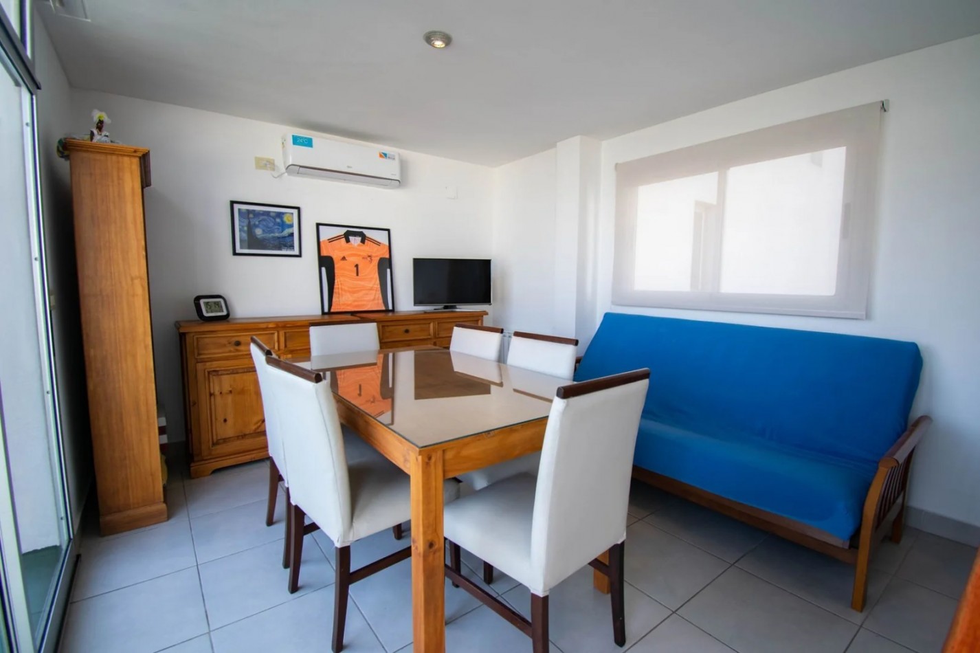 25 ESQ 34 TRIPLEX  EN VENTA  -  TRES DORMITORIOS    - DOS COCHERAS 