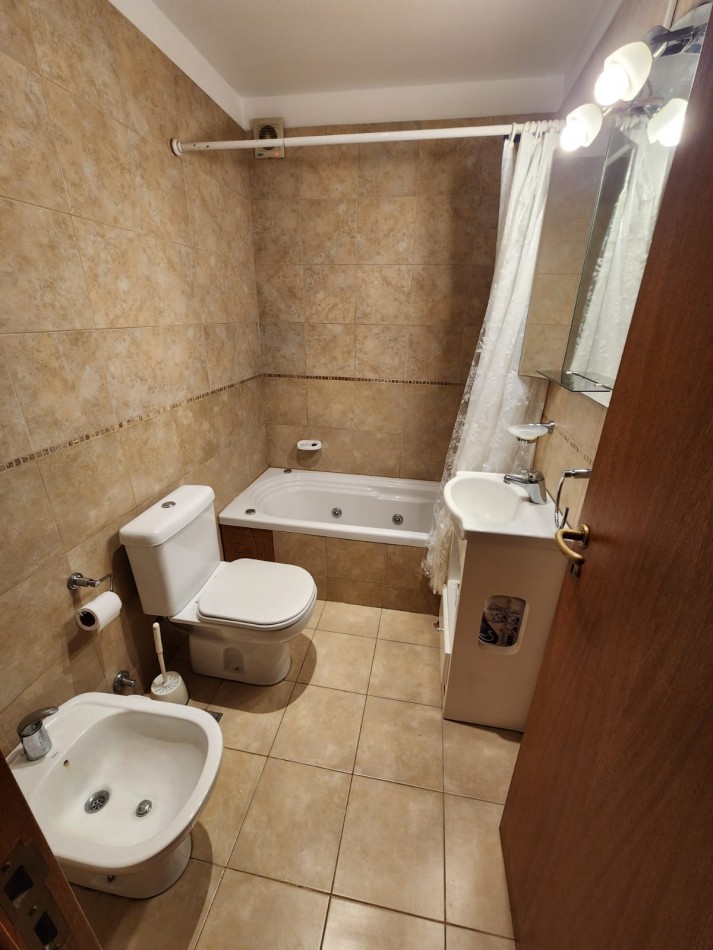 61 E/ 11 Y 12 - DEPARTAMENTO  1 DORMITORIO CON BALCON 
