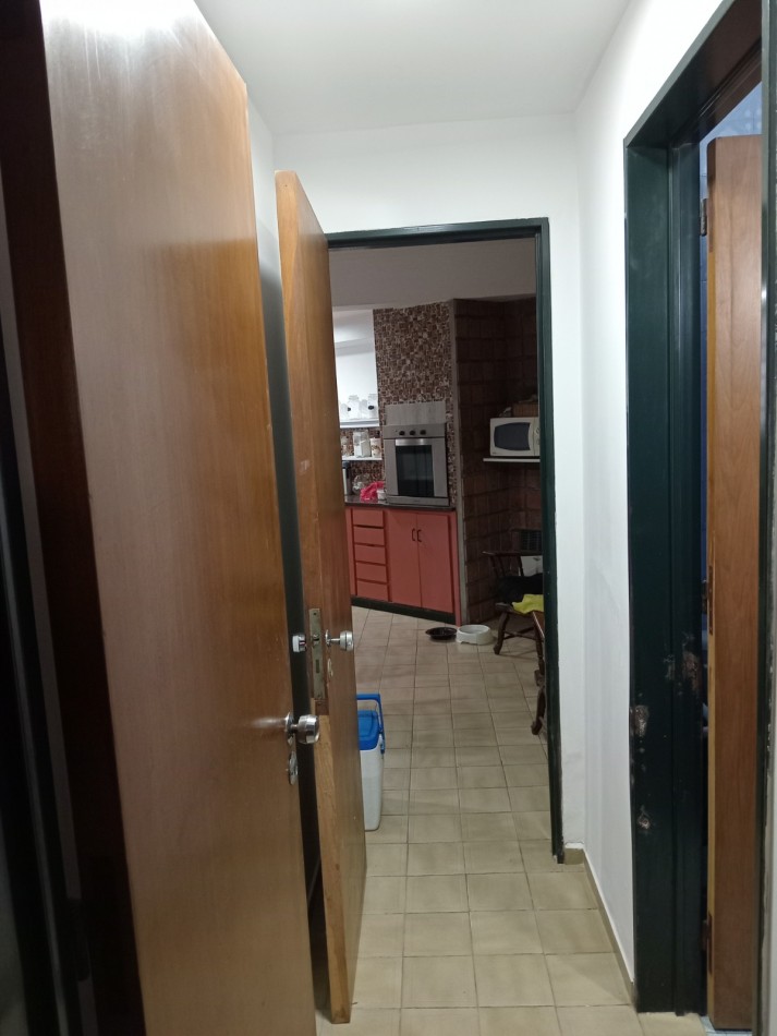 11 y 40 -  EXCELENTE CASA EN VENTA - BARRIO NORTE