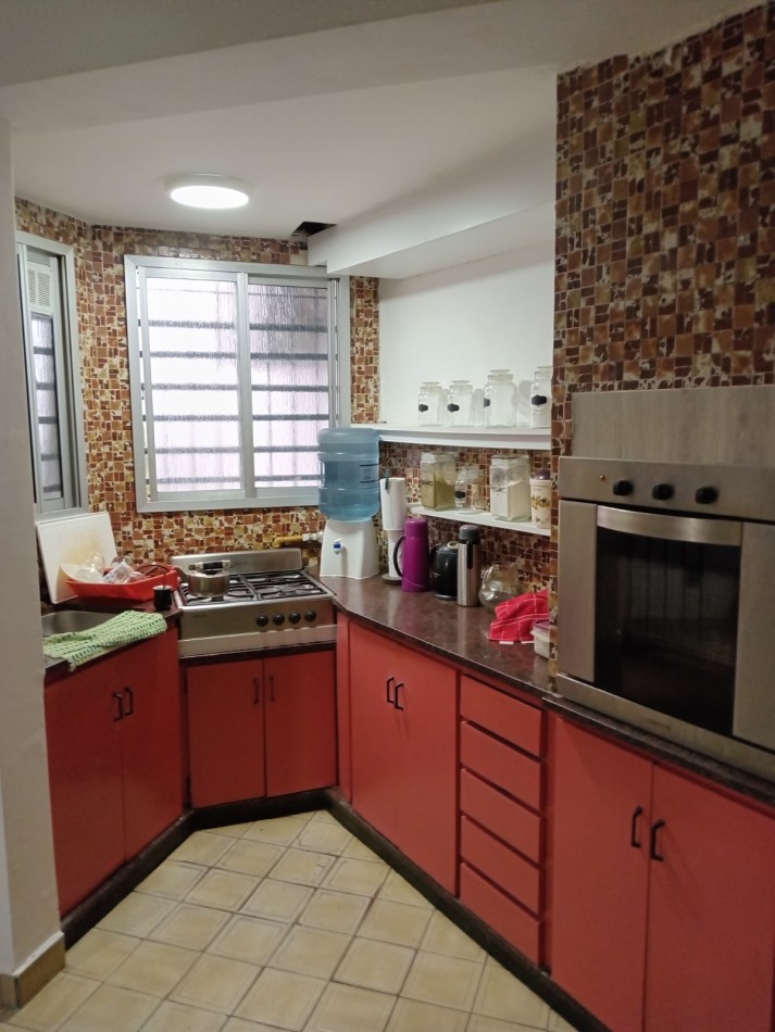 11 y 40 -  EXCELENTE CASA EN VENTA - BARRIO NORTE