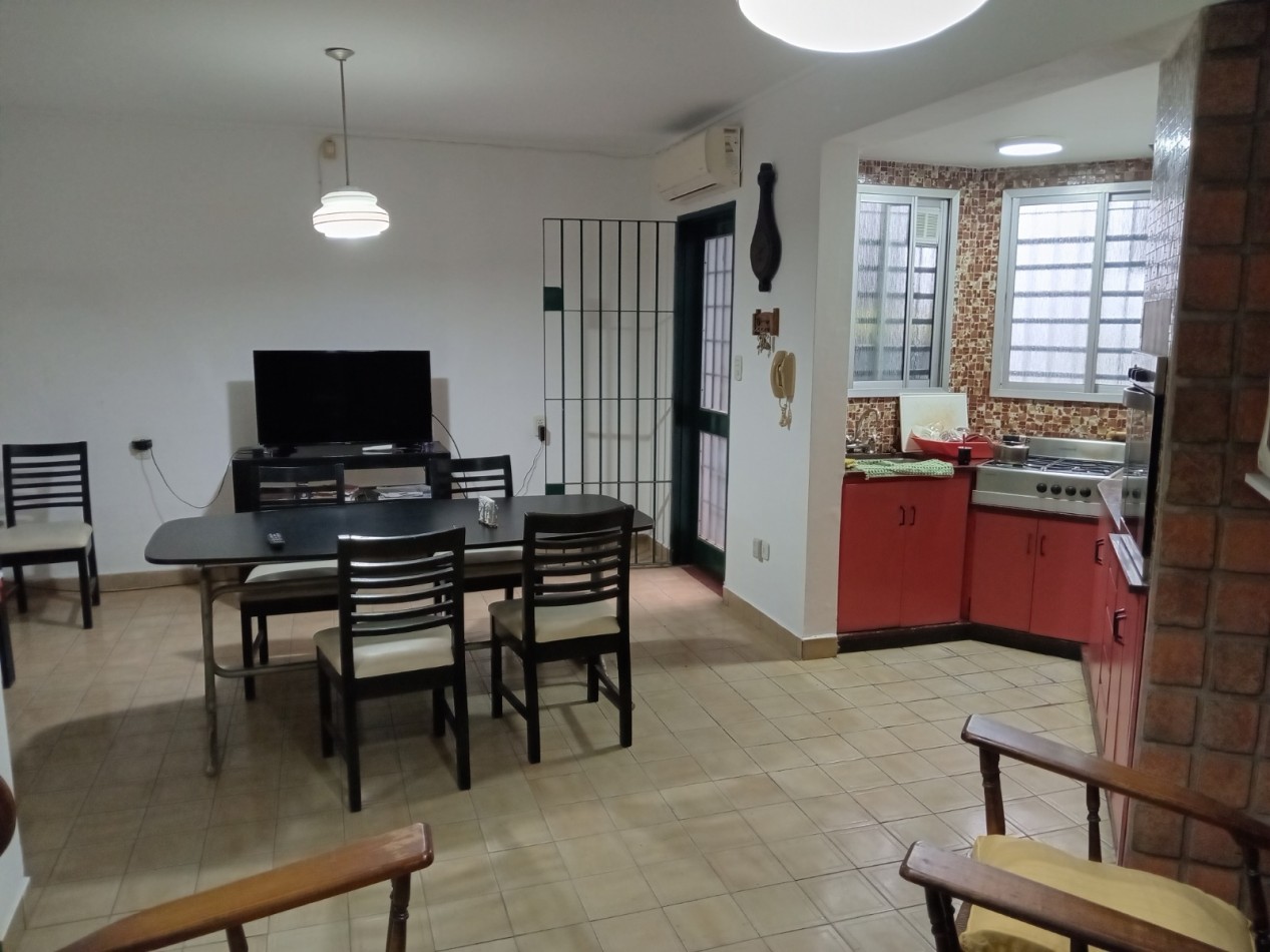 11 y 40 -  EXCELENTE CASA EN VENTA - BARRIO NORTE