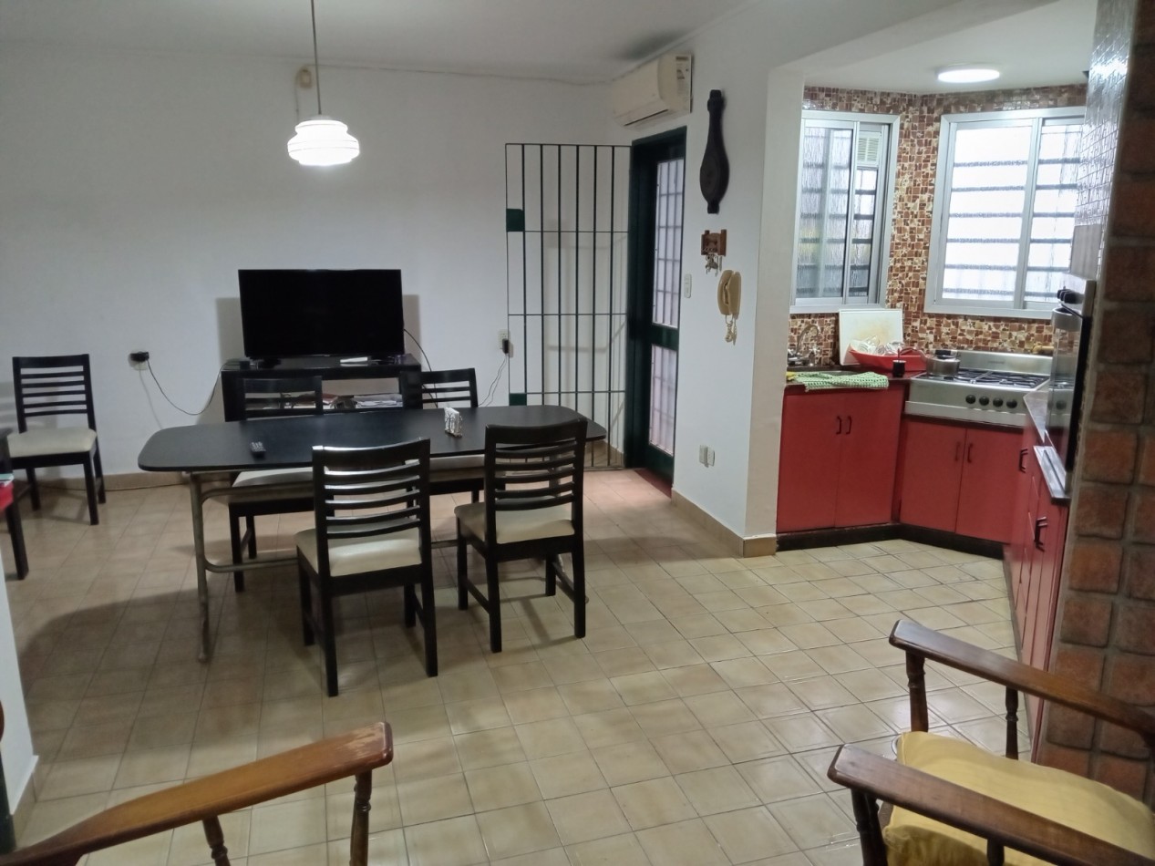 11 y 40 -  EXCELENTE CASA EN VENTA - BARRIO NORTE