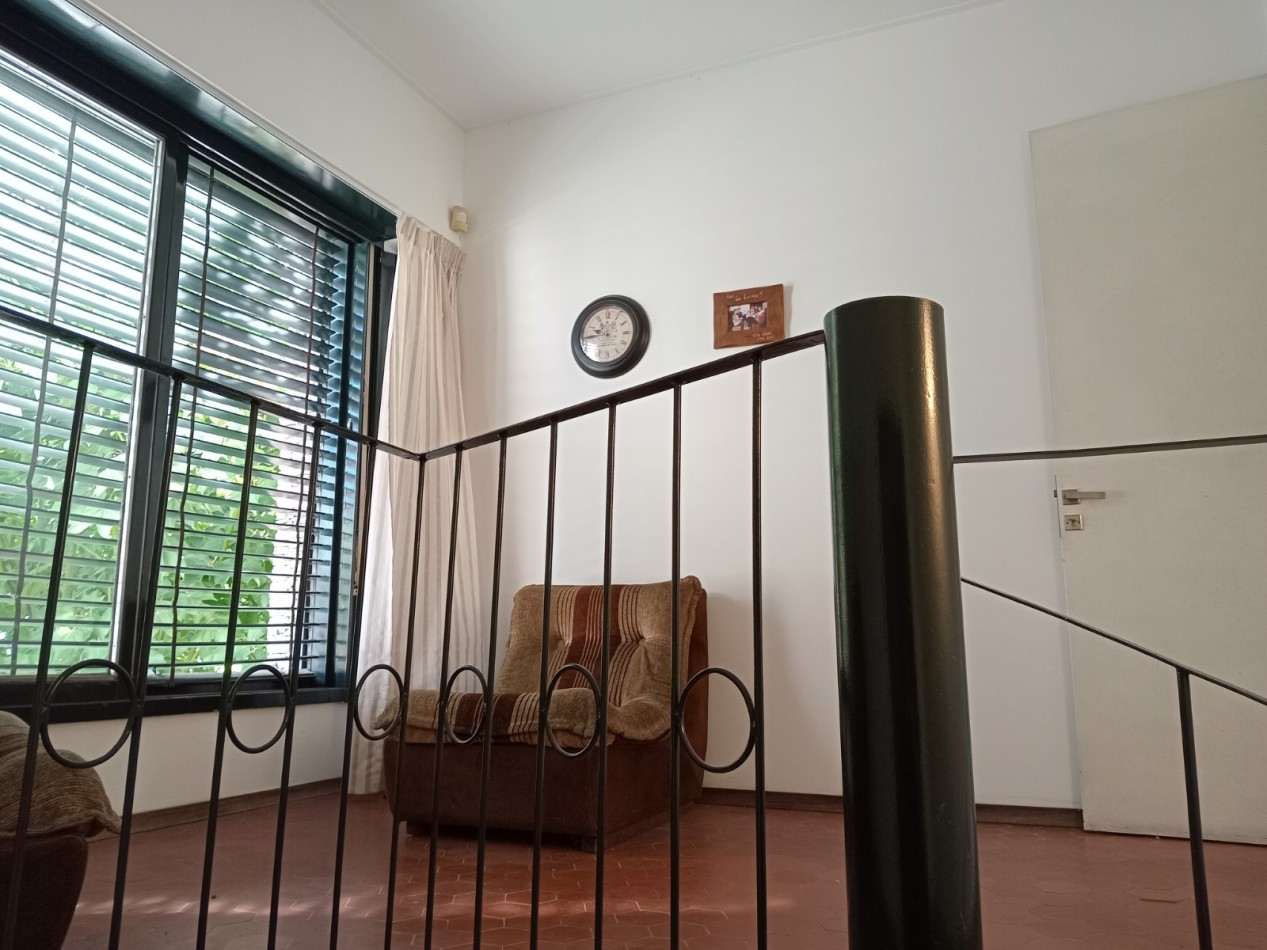 11 y 40 -  EXCELENTE CASA EN VENTA - BARRIO NORTE