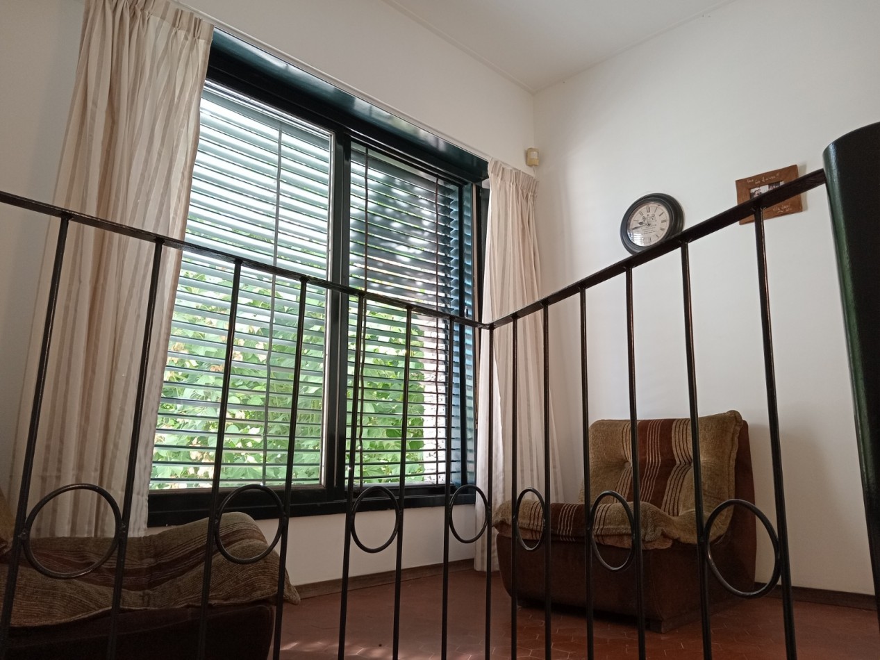 11 y 40 -  EXCELENTE CASA EN VENTA - BARRIO NORTE