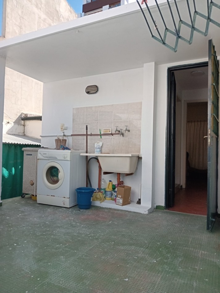 11 y 40 -  EXCELENTE CASA EN VENTA - BARRIO NORTE