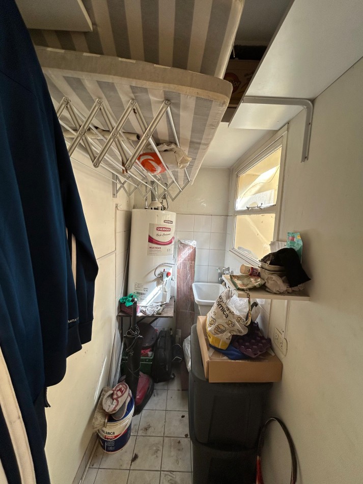 AV 32 ESQ 24 - CASA EN PLANTA ALTA  2 DORM Y TERRAZA