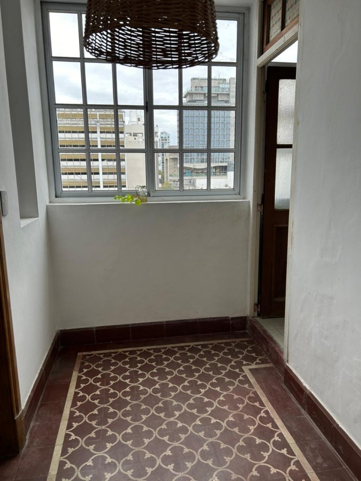 48 Esq. 9 - 1 Dorm y living comedor- La Plata Centro