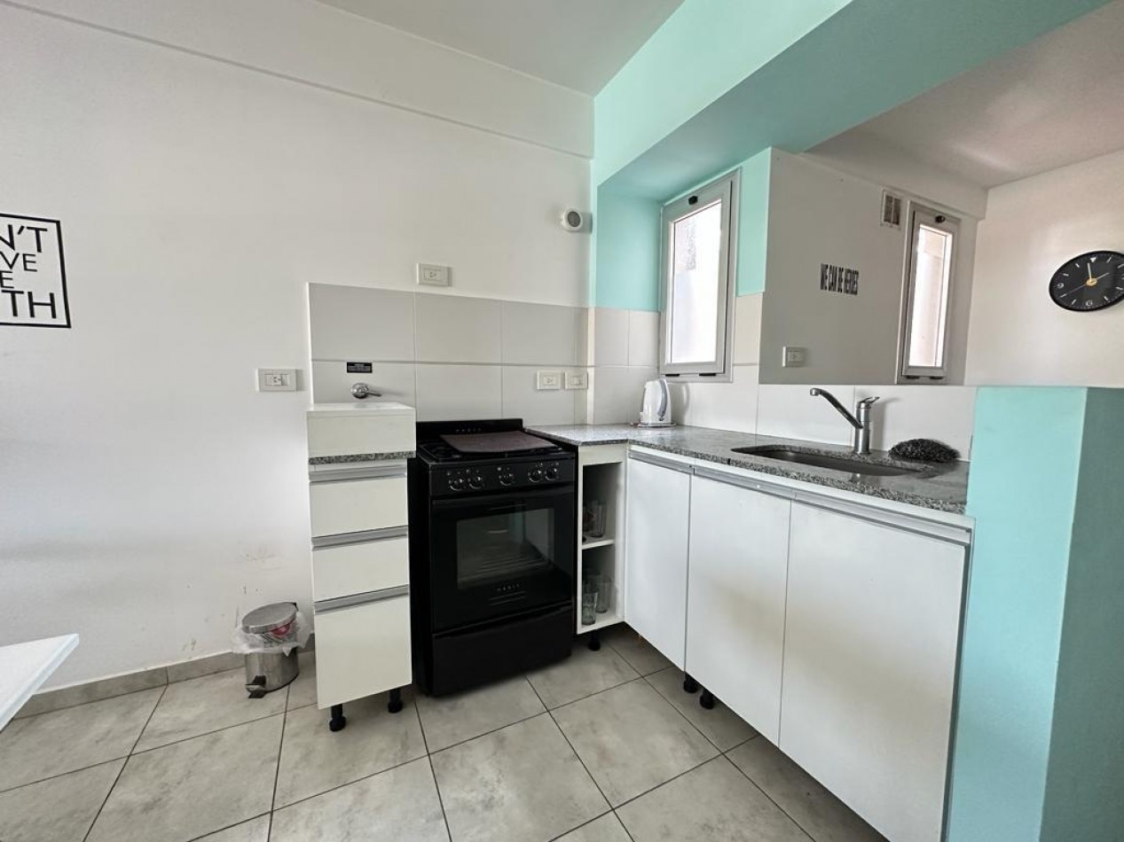 43 E/ 15 y 16 - DEPARTAMENTO MONOAMBIENTE AMPLIO Y DIVISIBLE