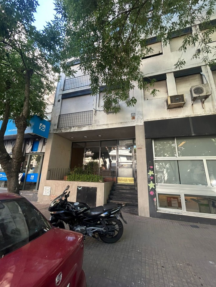 4 E/ 55 Y 56 - MONOAMBIENTE CENTRICO EN LA PLATA