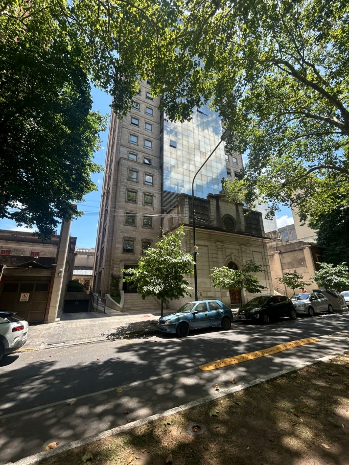 53 E/ 10 Y 11 - 2 DORM CON COCHERA - CENTRO DE LA PLATA 