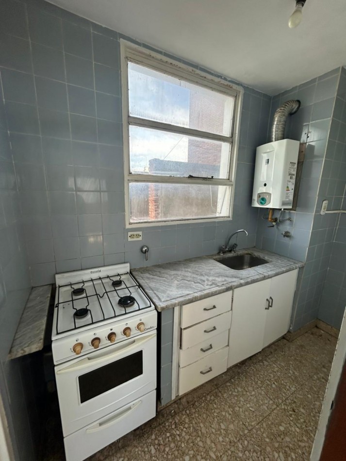 6 ESQ 51 - 2 DORM - CENTRO LA PLATA - VENTA