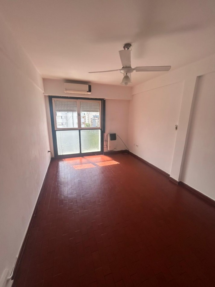 2 E/ 49 Y 50 - DOS DORMITORIOS - ZONA FACULTADES - LA PLATA 