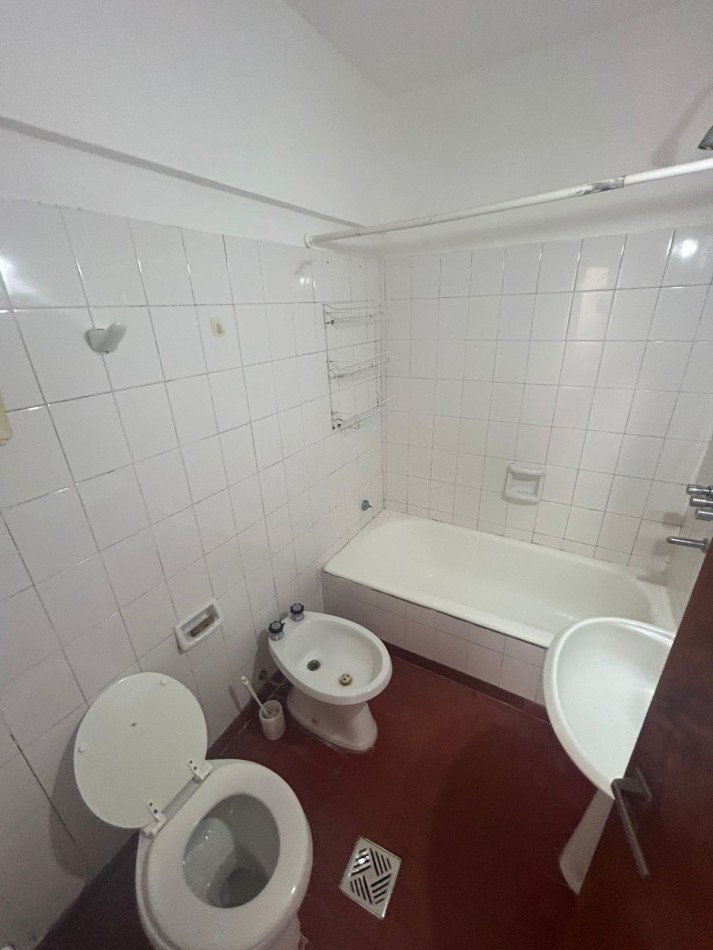 2 E/ 49 Y 50 - DOS DORMITORIOS - ZONA FACULTADES - LA PLATA 