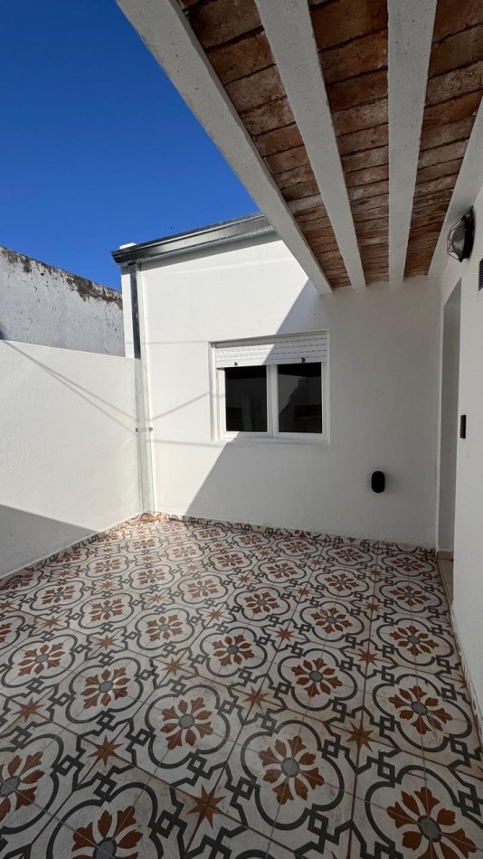 30 E/ 68 Y 69 - PH REMODELADO A NUEVO - 1 DORM - PATIO PARRILLAS