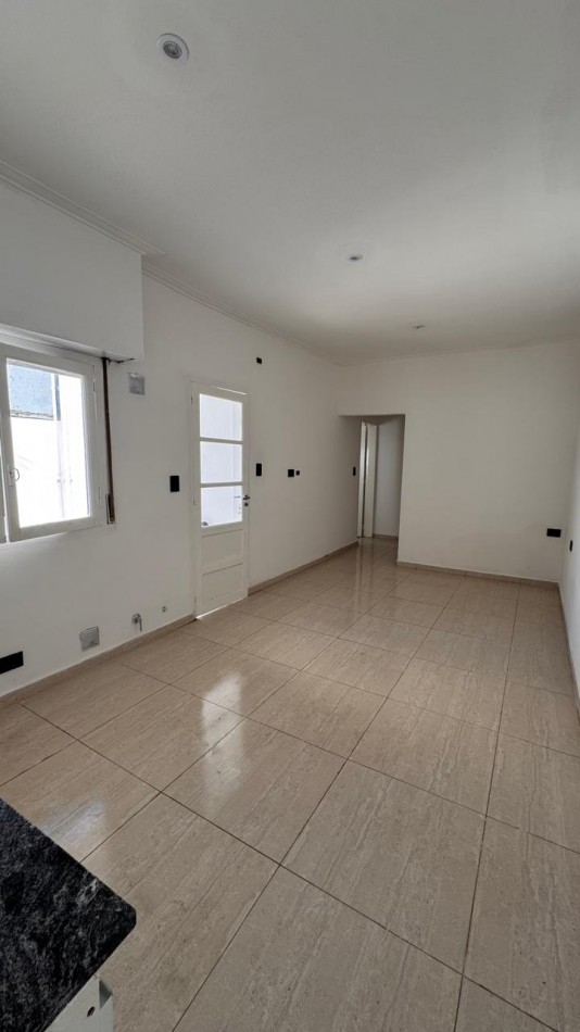 30 E/ 68 Y 69 - PH REMODELADO A NUEVO - 1 DORM - PATIO PARRILLAS