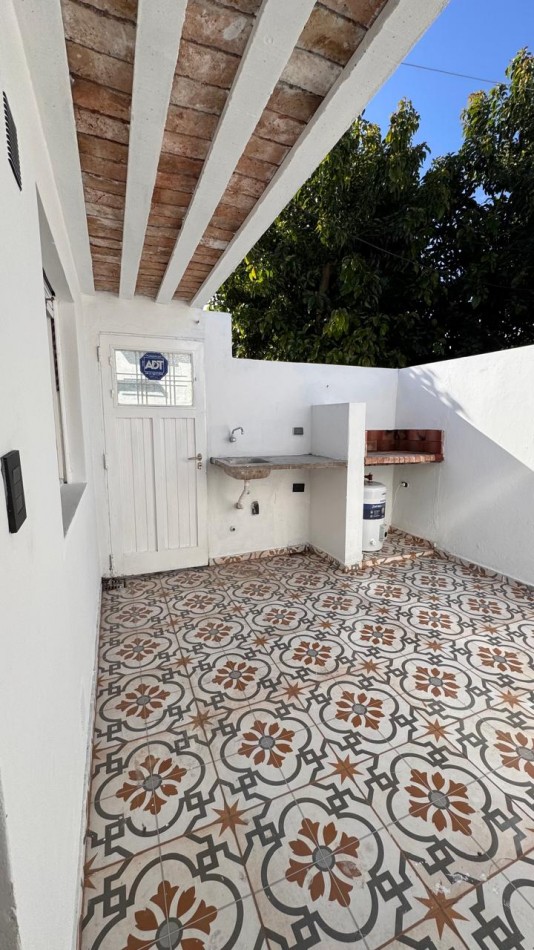 30 E/ 68 Y 69 - PH REMODELADO A NUEVO - 1 DORM - PATIO PARRILLAS