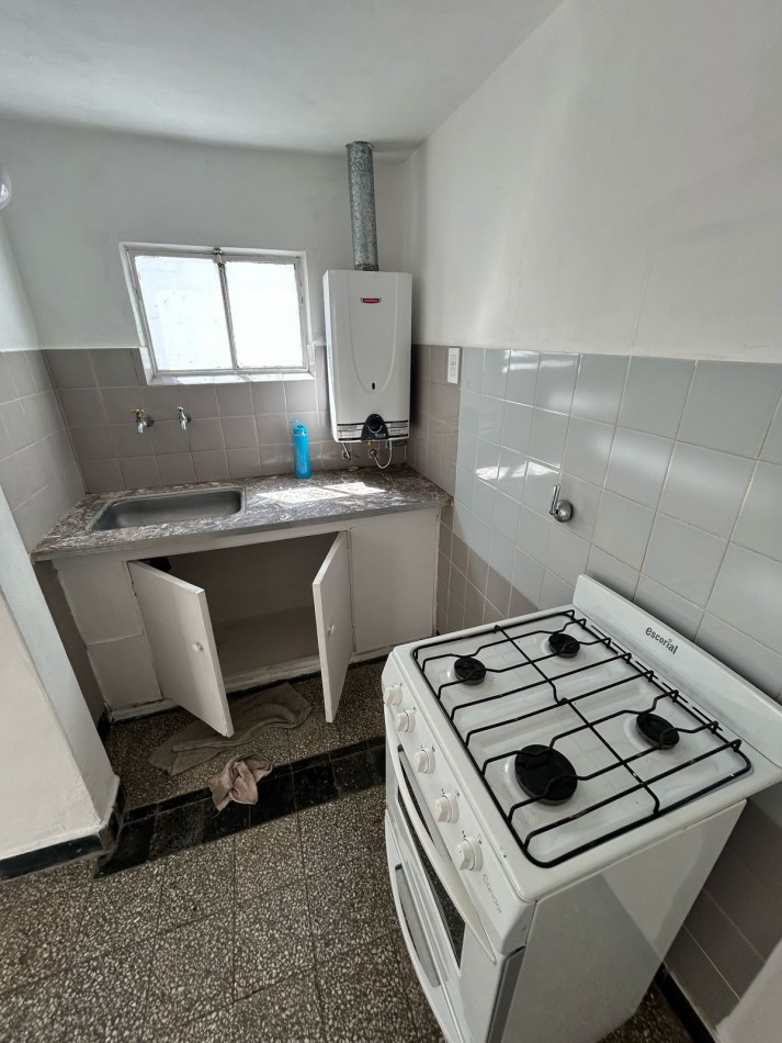 16 E/ 63 Y 64 - PH INTERNO 1 DORM - ALQUILER CON PATIO