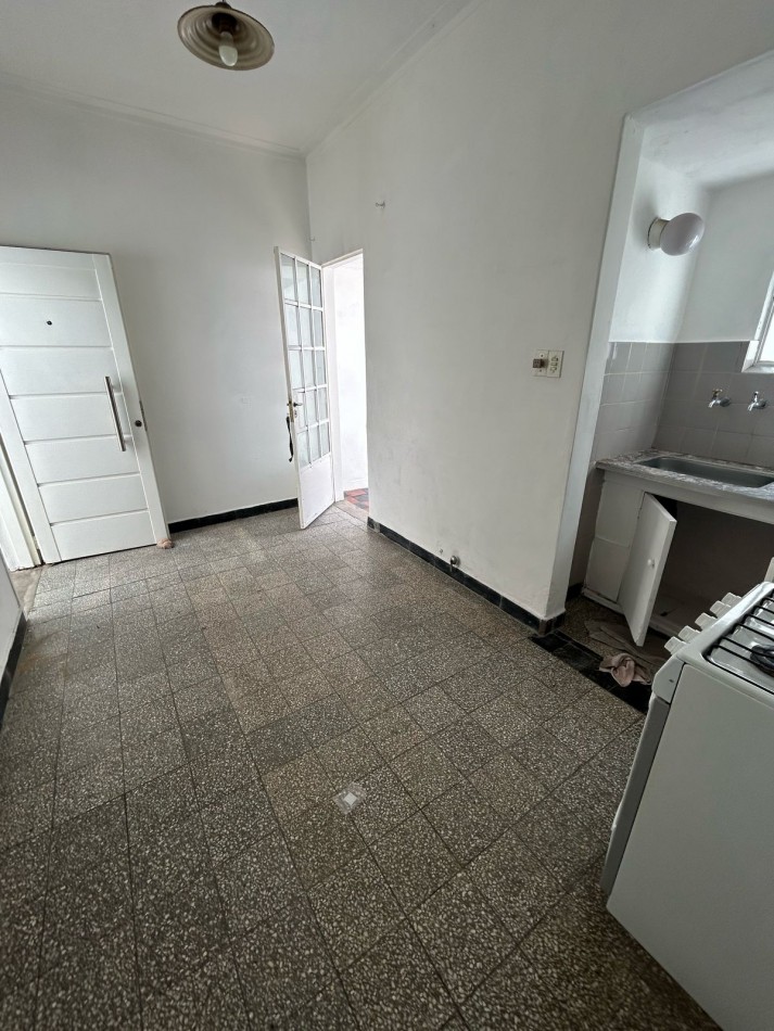 16 E/ 63 Y 64 - PH INTERNO 1 DORM - ALQUILER CON PATIO
