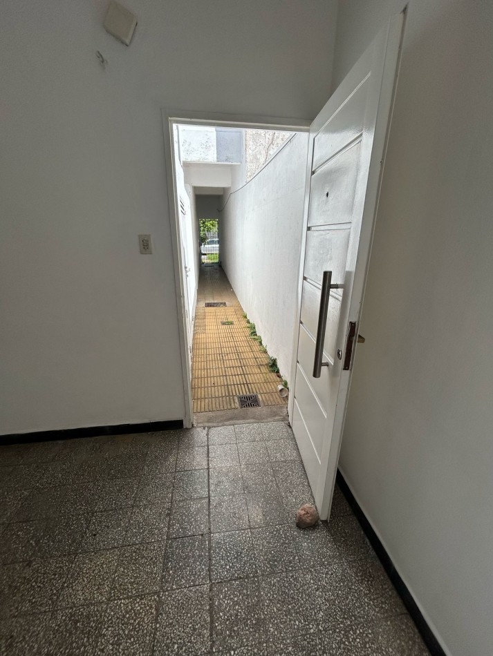 16 E/ 63 Y 64 - PH INTERNO 1 DORM - ALQUILER CON PATIO