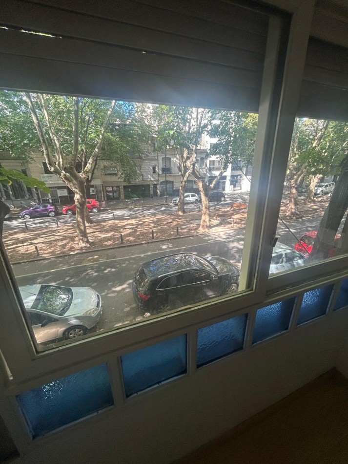 AV 53 Y 4- MONOAMBIENTE AL FRENTE 1 ER PISO - CENTRO LA PLATA 