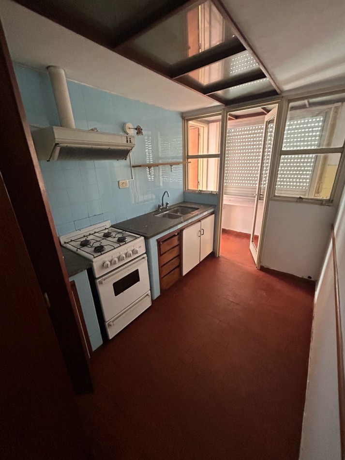 54  e/ 2 y 3 -  DEPARTAMENTO EN ALQUILER 3 DORMITORIOS 