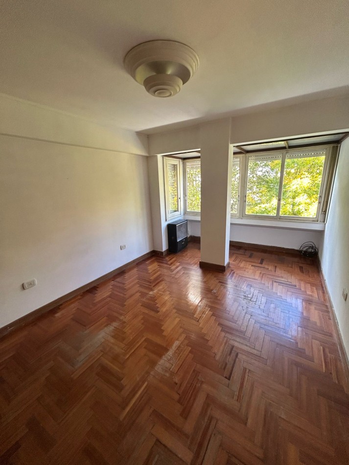 54  e/ 2 y 3 -  DEPARTAMENTO EN ALQUILER 3 DORMITORIOS 
