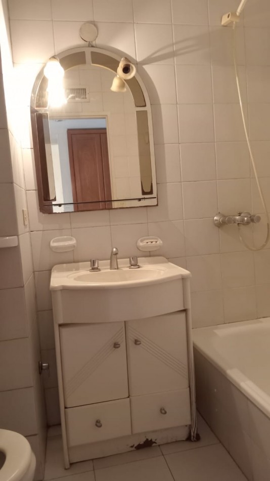 PLAZA ITALIA - EXCELENTE DEPARTAMENTO DE 2 DORMITORIOS EN ALQUILER 