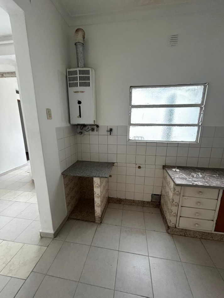 PH DE DOS DORMITORIOS - SIN EXPENSAS EN ALQUILER