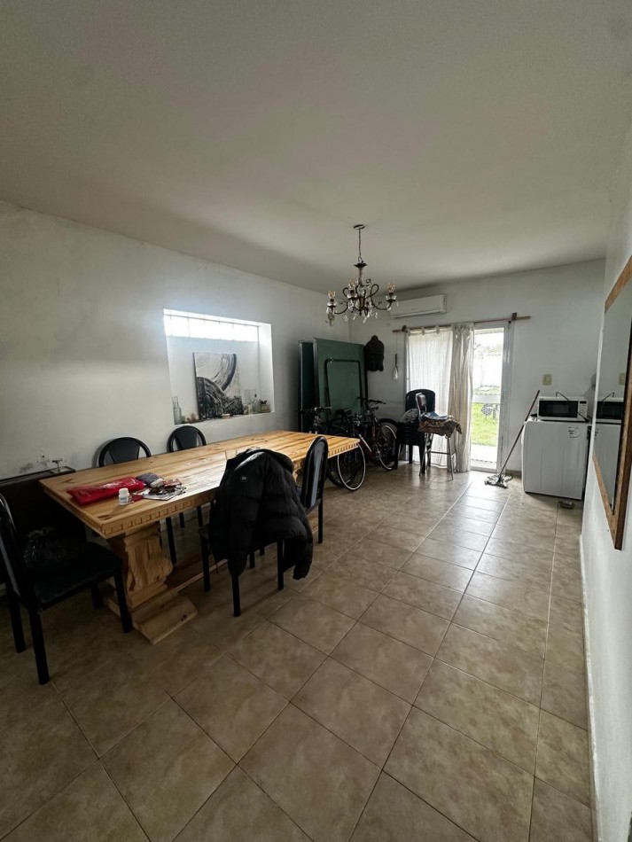 6 e/ 513 y 514. Casa en venta
