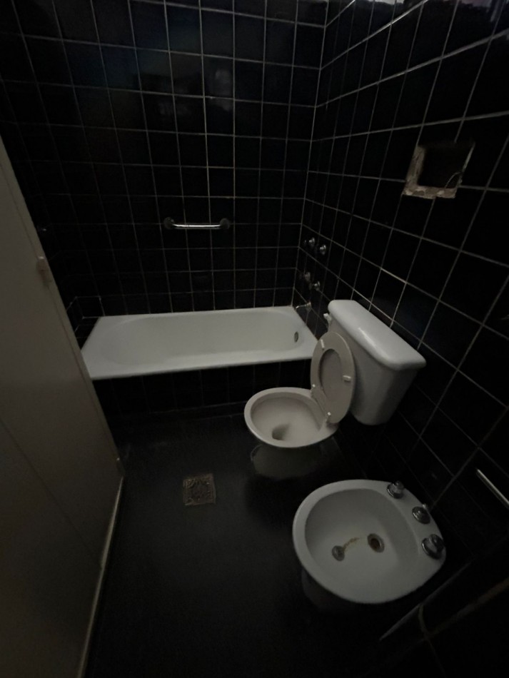 47 E/ 10 Y 11 - DEPTO DE 90 MT2 EN ALQUILER - CENTRO DE LA PLATA