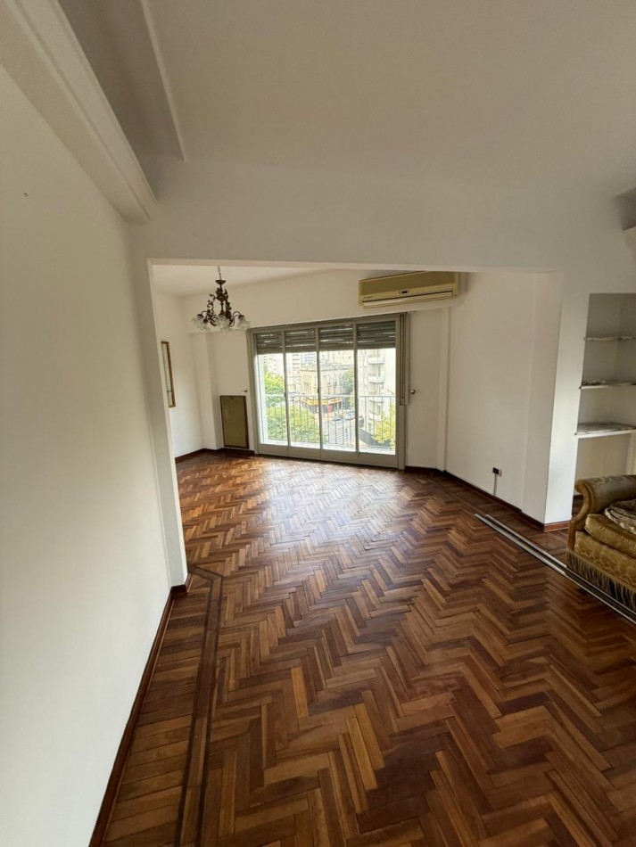 diagonal 80 y 47 - 2 dormitorios con balcon - 117 m2 totales