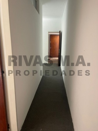 VENTA 60 ESQ 3- 2 DORM CON BALCON