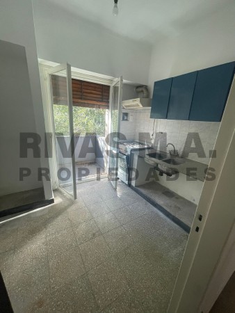 VENTA 60 ESQ 3- 2 DORM CON BALCON
