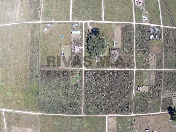 615 y 29 - LOTE EN CONDOMINIO - EN ARANA 