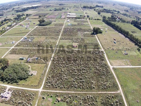 615 y 29 - LOTE EN CONDOMINIO - EN ARANA 