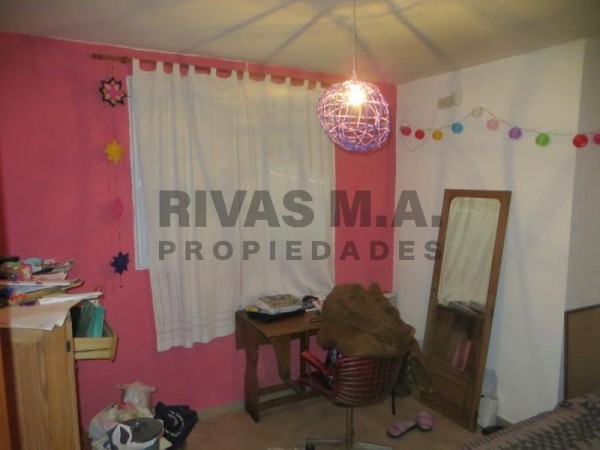 423 bis e/ 17 y 18 casa en venta