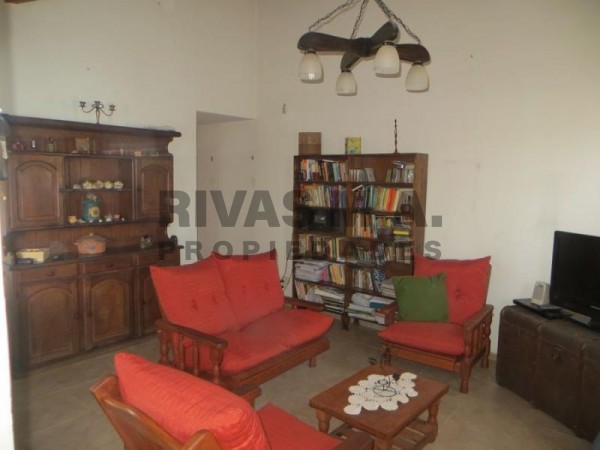 423 bis e/ 17 y 18 casa en venta