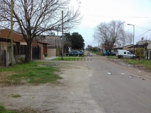 LOTE - LISANDRO OLMOS 202 46 Y 47 - 600 M2