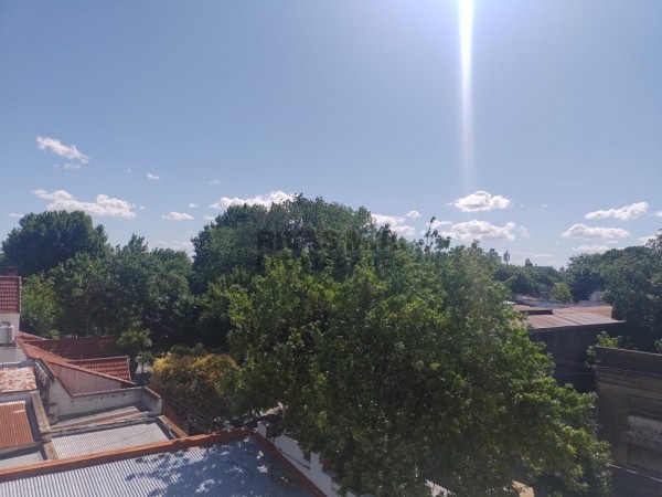 EXCELENTE DEPARTAMENTO DE 1 DORMITORIO - BANO - COCINA COMEDOR - BALCON  - 44M2