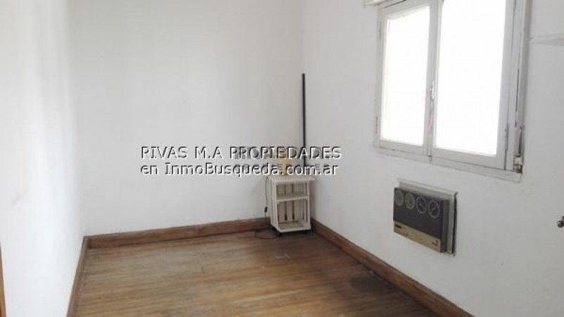 48 Esq. 9 - 1 Dorm y living comedor- La Plata Centro