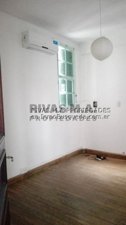 48 Esq. 9 - 1 Dorm y living comedor- La Plata Centro