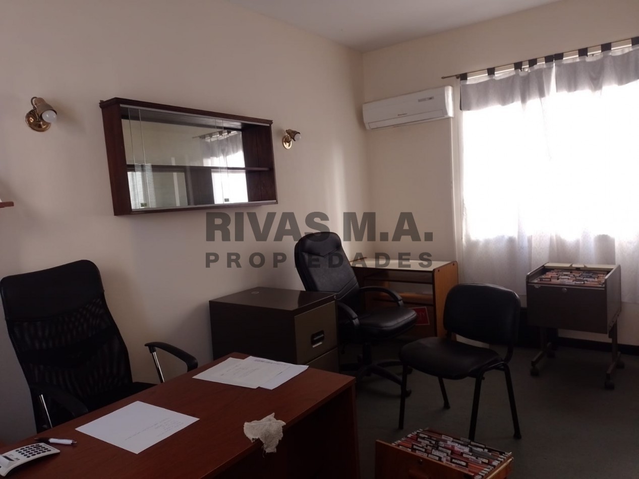 EXCELENTE OFICINA EN ALQUILER - ZONA TRIBUNALES 