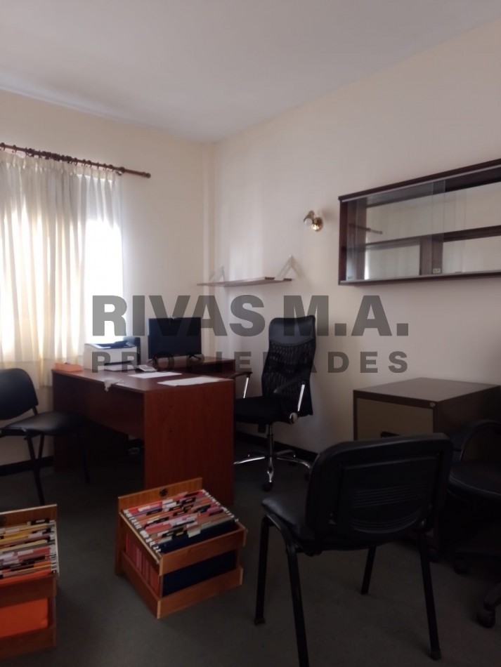 EXCELENTE OFICINA EN ALQUILER - ZONA TRIBUNALES 