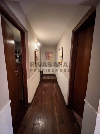 34 E/ 8 Y 9 CASA EN VENTA   - 5 DORMITORIOS -  POSIBLE FINANCIACION -300 M2 