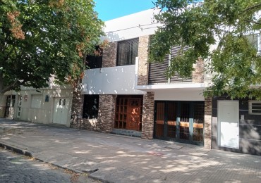 11 y 40 -  EXCELENTE CASA EN VENTA - BARRIO NORTE